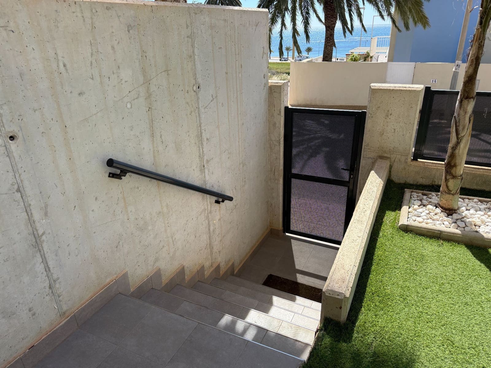 Apartamento de 2 habitaciones en Alamillo en venta con piscina garaje - 279.995 € (Ref: 9741483)