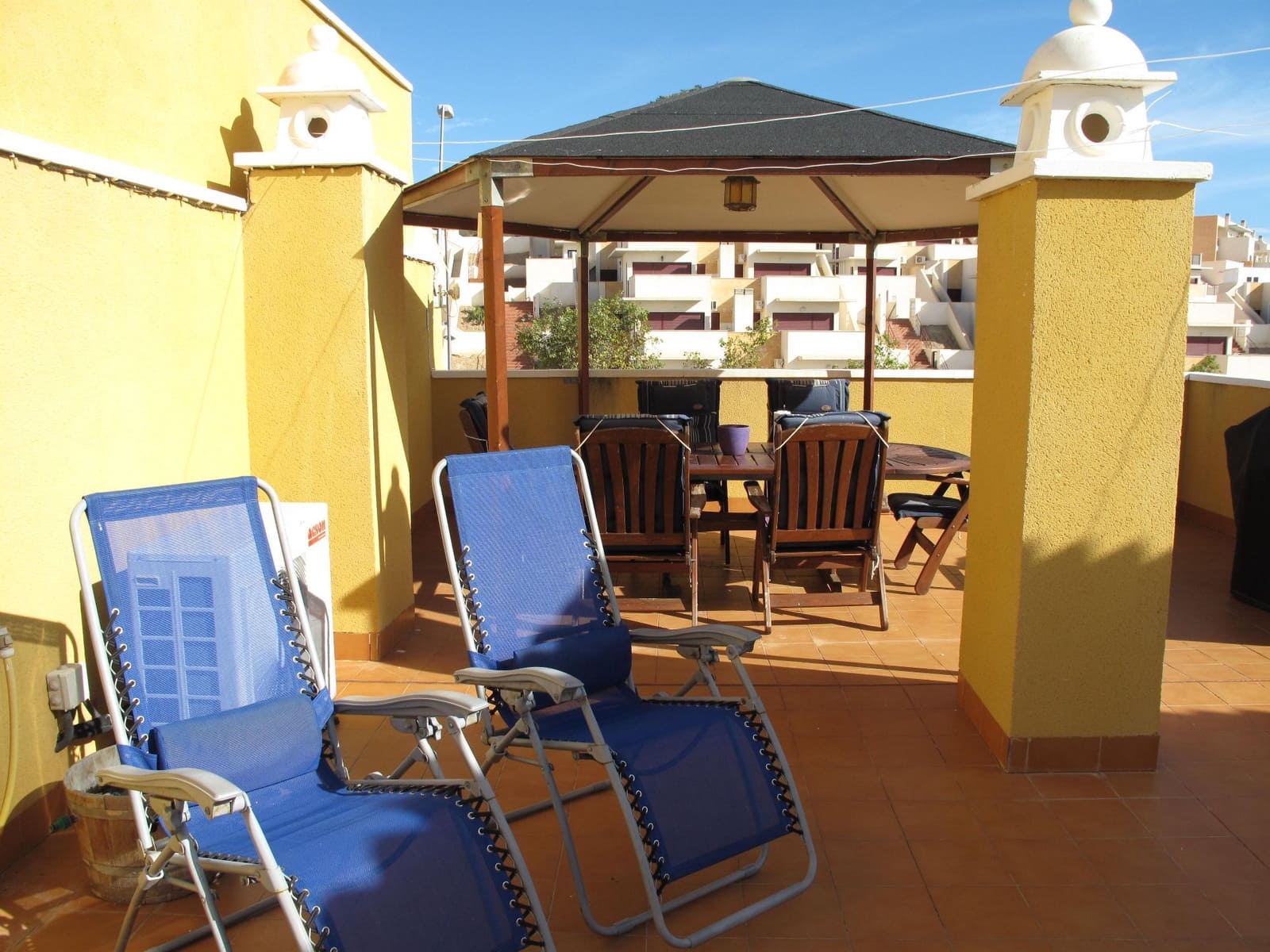 Ático de 3 habitaciones en Isla Plana en venta con piscina - 199.000 € (Ref: 9872921)