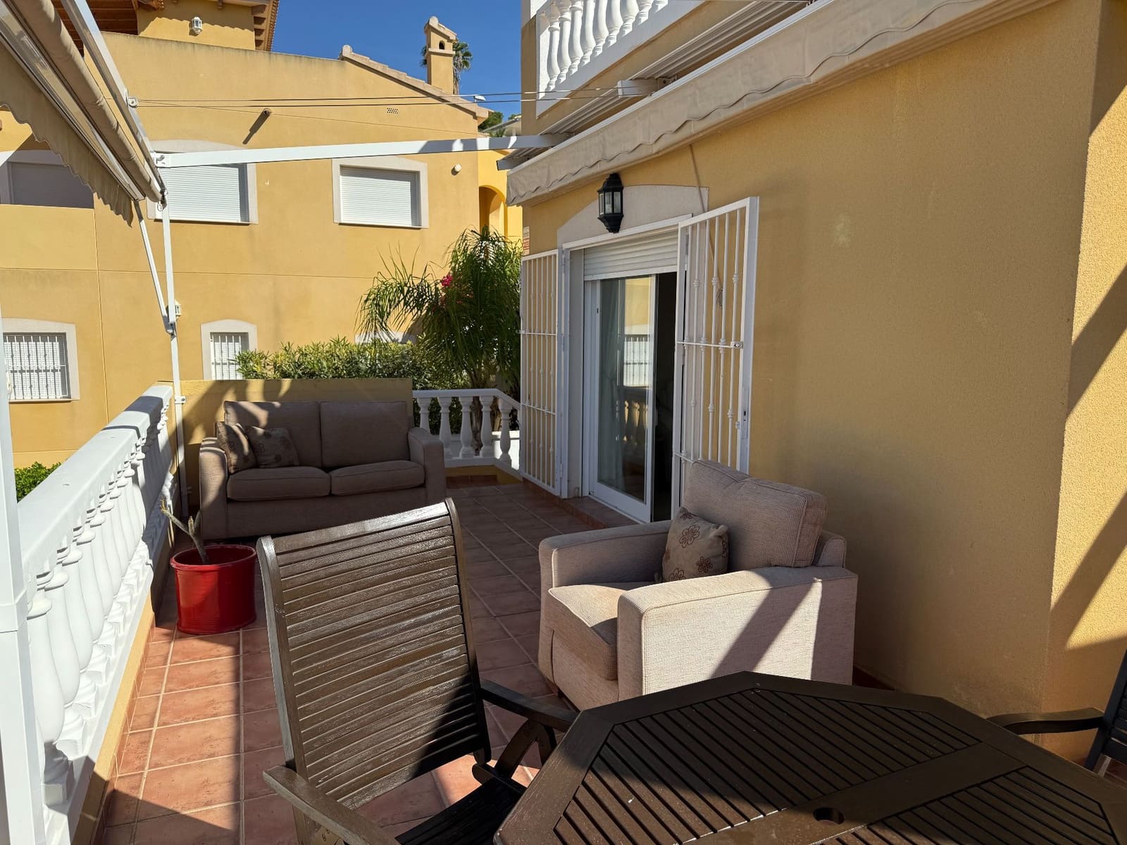 4 sovrum Villa till salu i Isla Plana med pool garage - 599 000 € (Ref: 9880549)