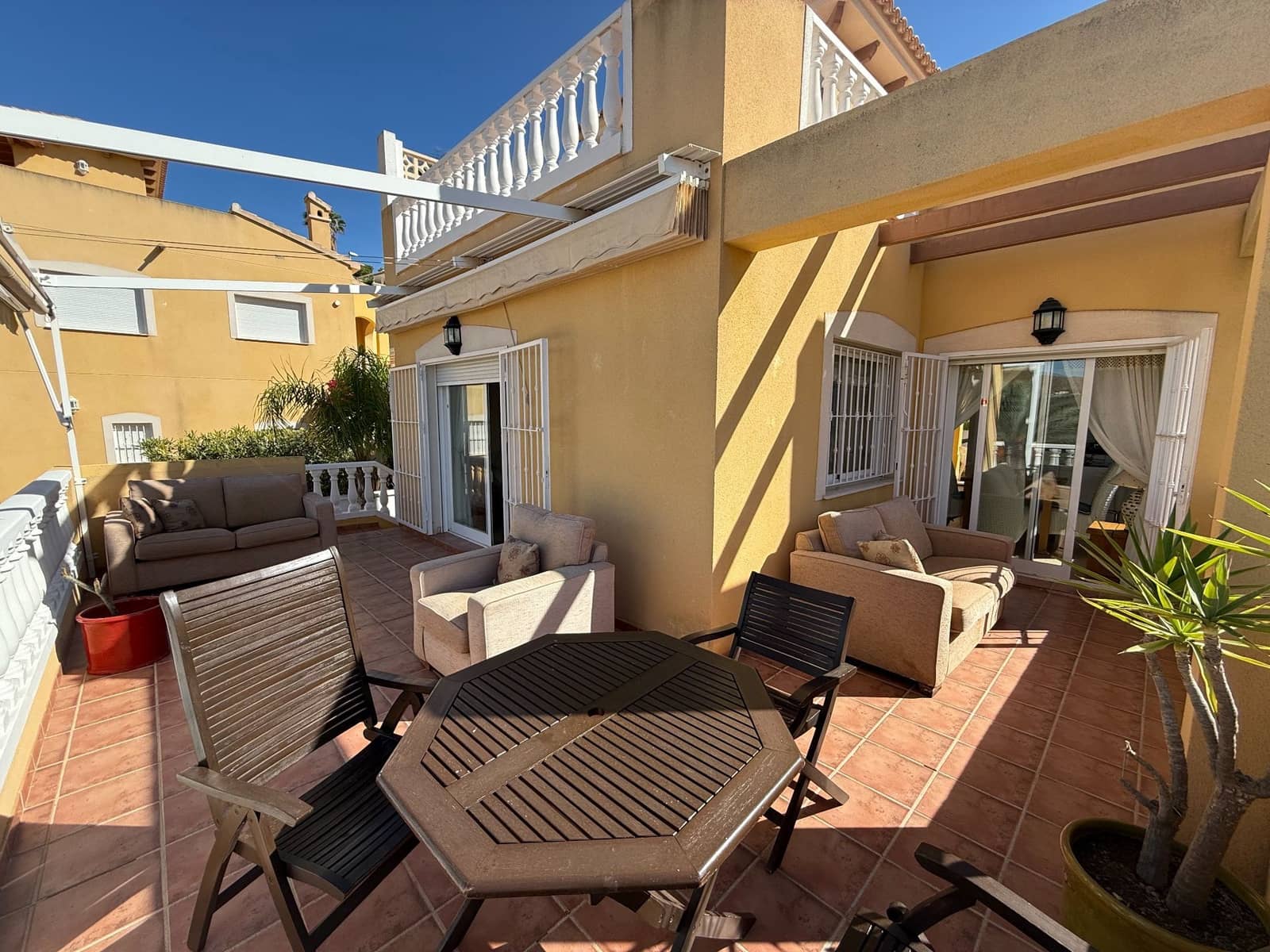 4 sovrum Villa till salu i Isla Plana med pool garage - 599 000 € (Ref: 9880549)