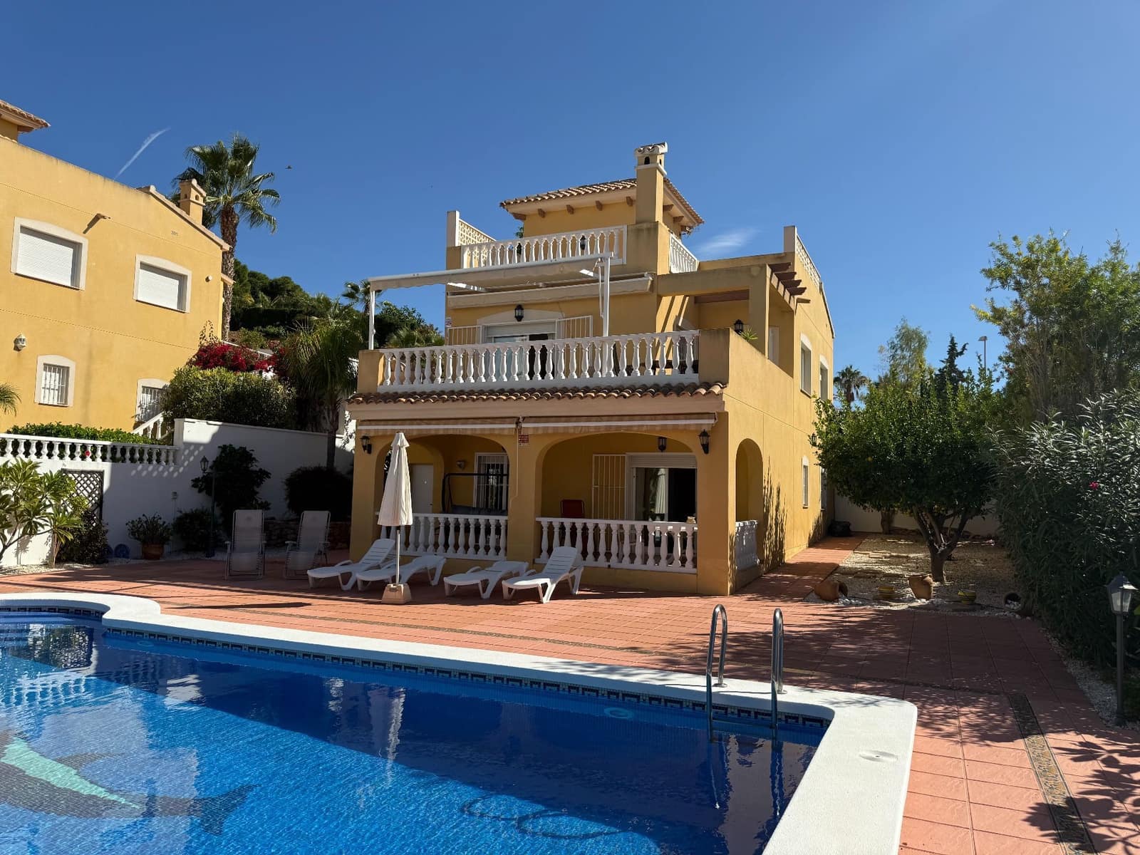 4 sovrum Villa till salu i Isla Plana med pool garage - 599 000 € (Ref: 9880549)