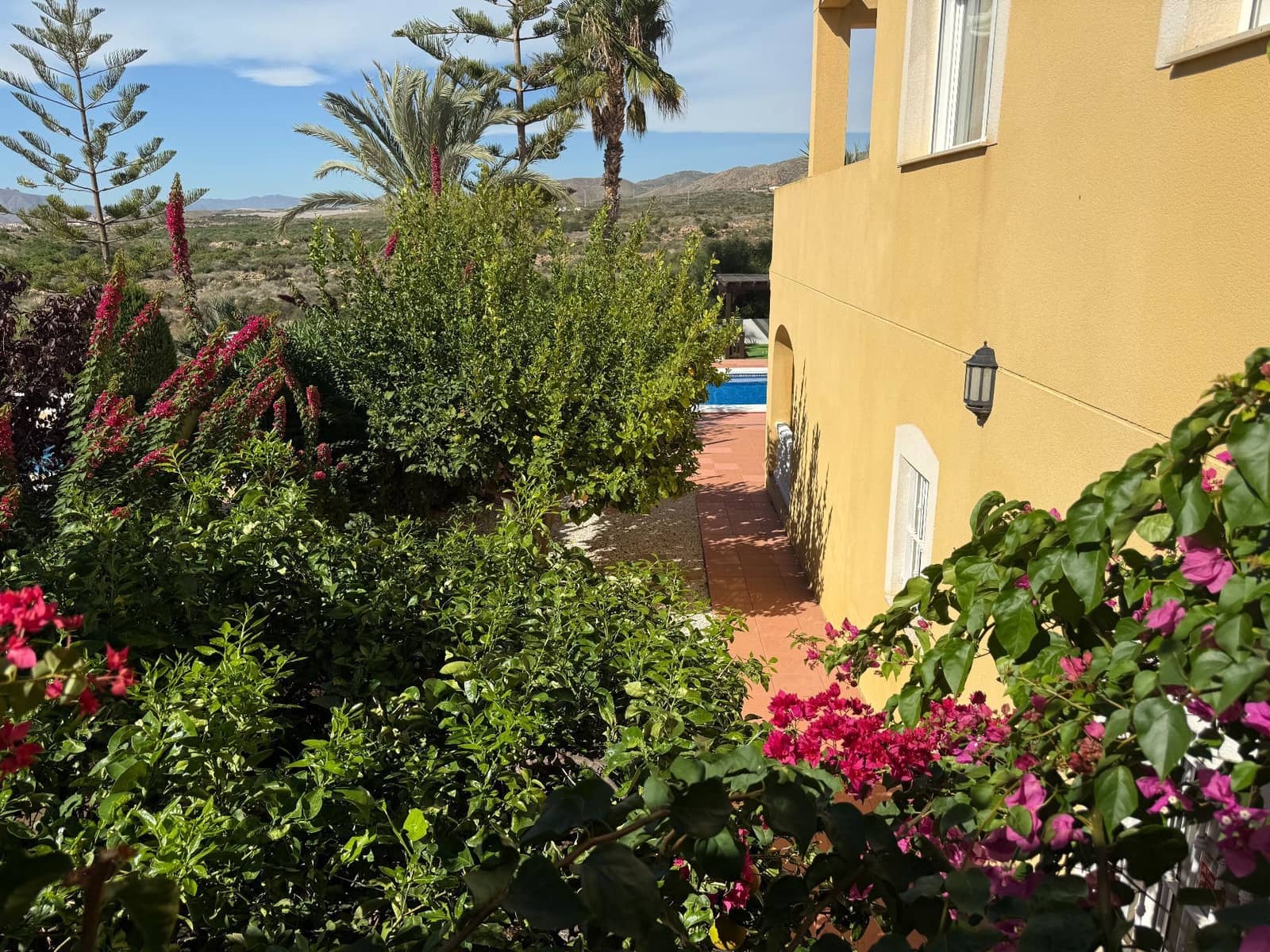 4 sovrum Villa till salu i Isla Plana med pool garage - 599 000 € (Ref: 9880549)