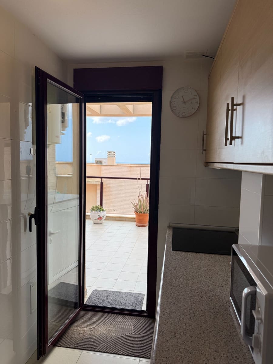2 bedroom Apartment for sale in Isla Plana with pool garage - € 159,000 (Ref: 9900066)