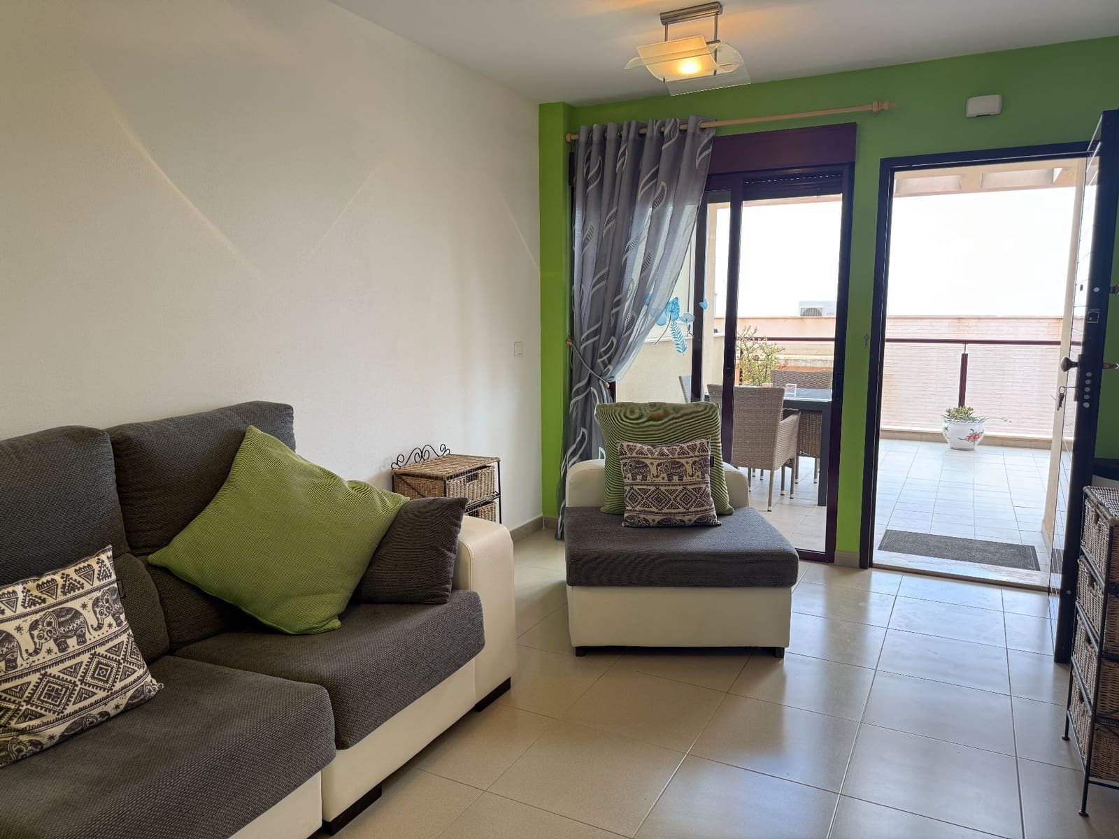 2 bedroom Apartment for sale in Isla Plana with pool garage - € 159,000 (Ref: 9900066)
