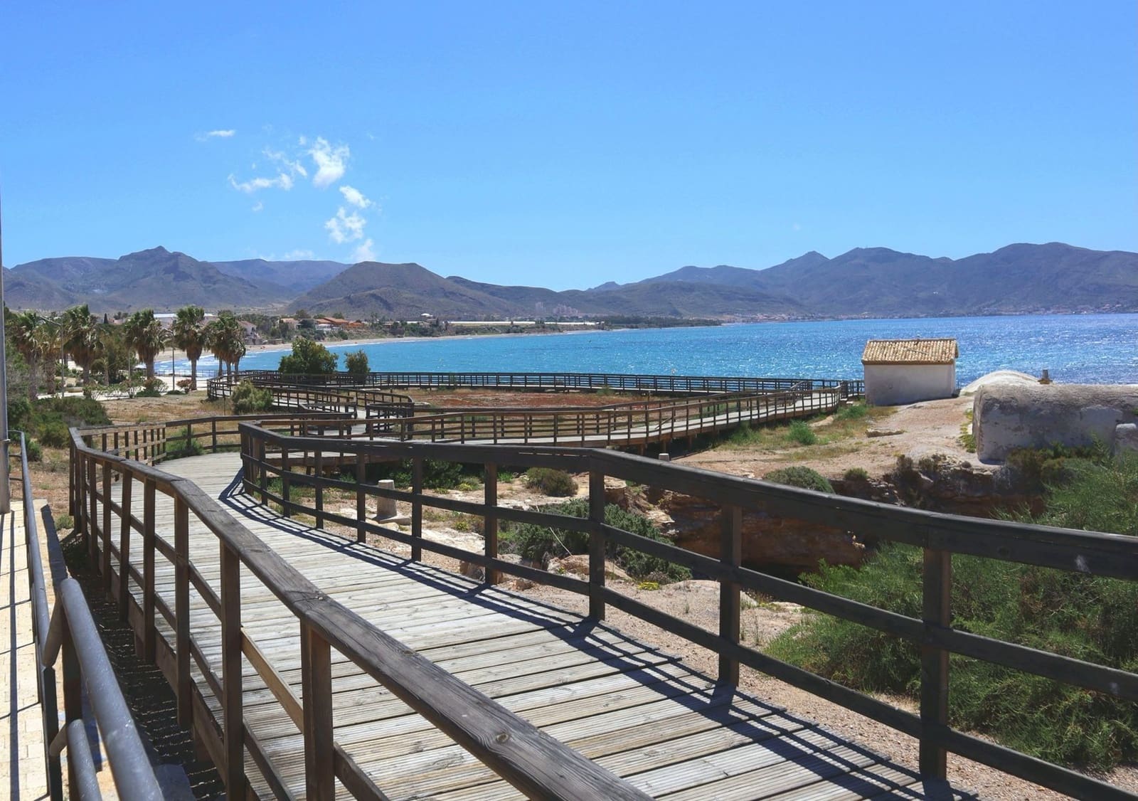 2 bedroom Apartment for sale in Isla Plana with pool garage - € 159,000 (Ref: 9900066)
