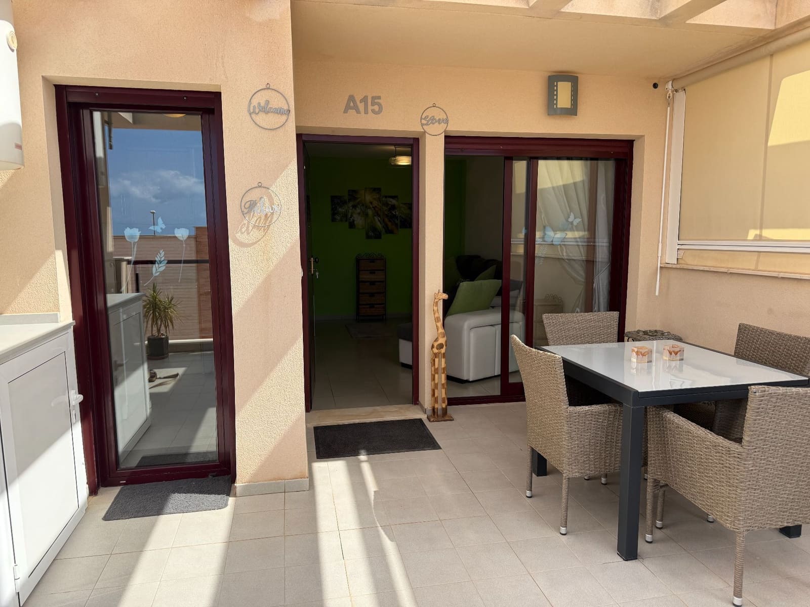 2 bedroom Apartment for sale in Isla Plana with pool garage - € 159,000 (Ref: 9900066)
