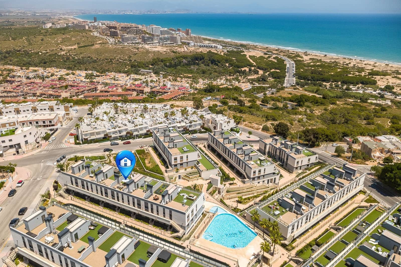 2 sypialnia Penthouse na sprzedaż w Gran Alacant z basenem garażem - 545 000 € (Ref: 9907572)