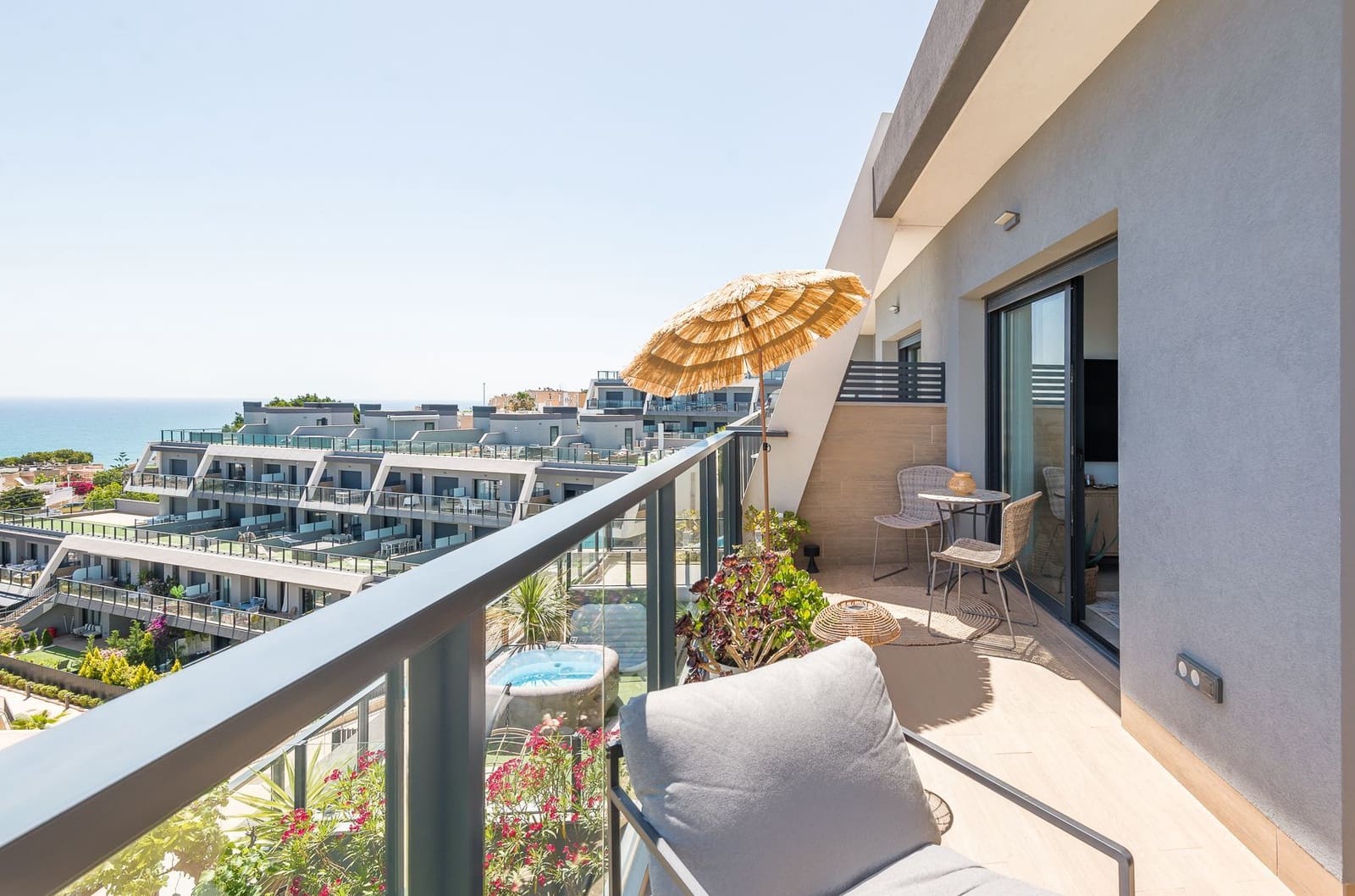 2 sypialnia Penthouse na sprzedaż w Gran Alacant z basenem garażem - 545 000 € (Ref: 9907572)