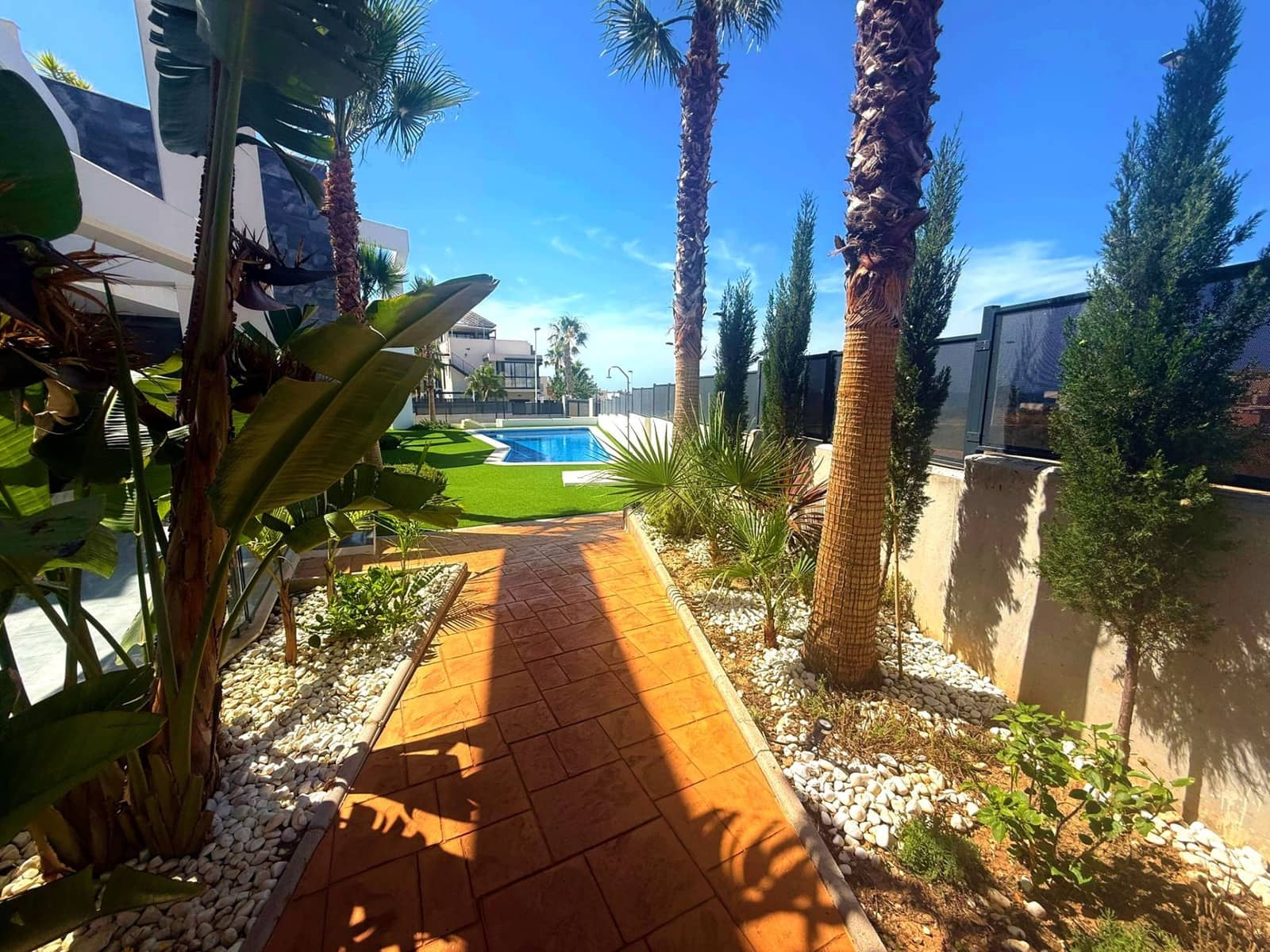 2 Zimmer Apartment zu verkaufen in Puerto de Mazarron mit Pool Garage - 315.000 € (Ref: 9907573)