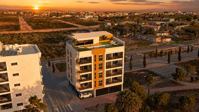 2 slaapkamer Appartement te koop in San Pedro del Pinatar ciudad, San Pedro del Pinatar met zwembad garage - € 229.900 (Ref: 9928685)