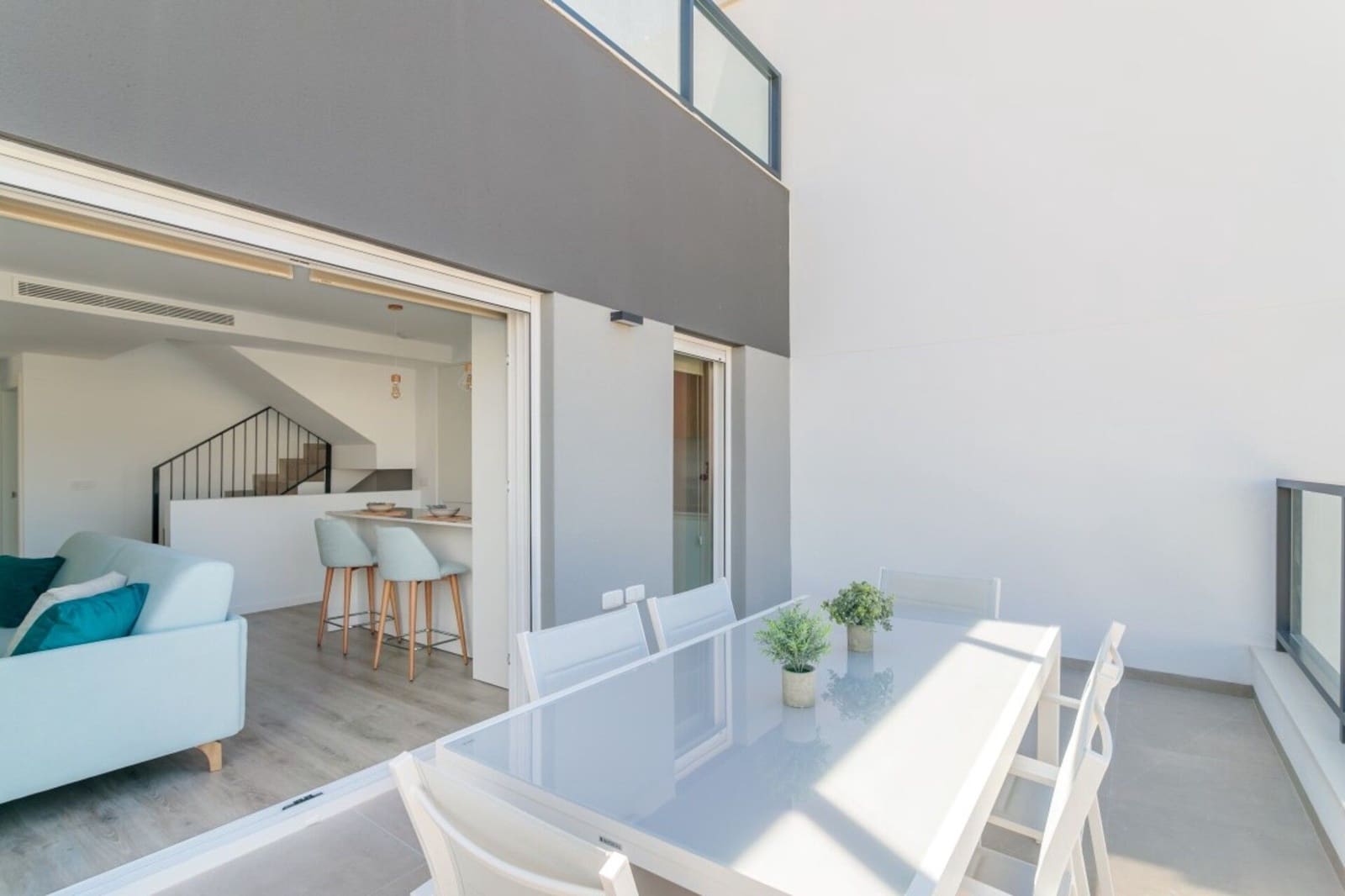 4 slaapkamer Halfvrijstaande villa te koop in Finestrat met zwembad garage - € 555.000 (Ref: 9959094)