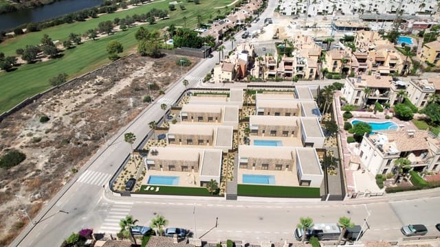 3 sovrum Villa till salu i Algorfa med pool garage - 589 900 € (Ref: 9972823)