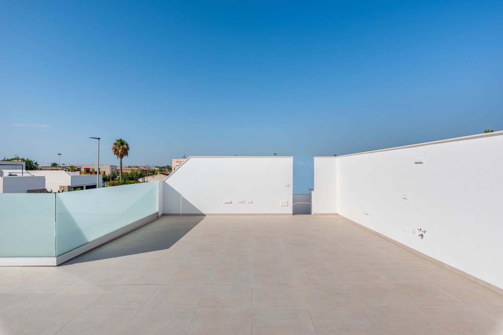3 quarto Moradia para venda em Los Alcazares com piscina garagem - 1 000 000 € (Ref: 9990185)