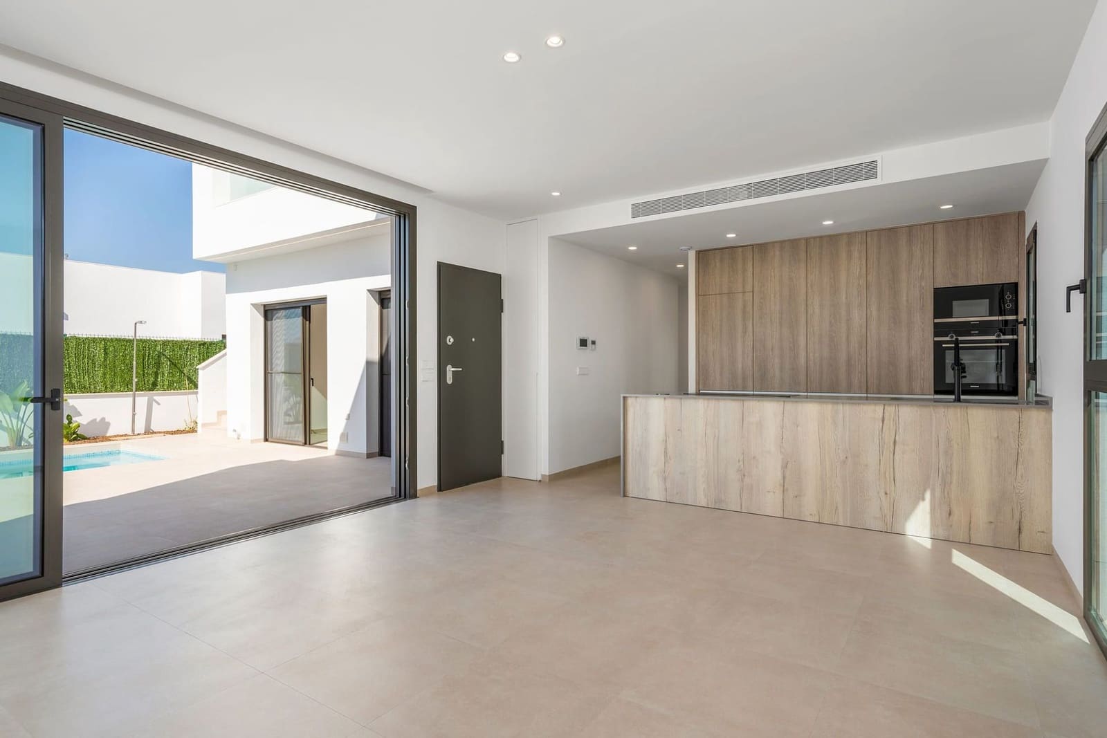 3 quarto Moradia para venda em Los Alcazares com piscina garagem - 1 000 000 € (Ref: 9990185)
