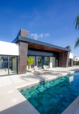 3 soveværelse Villa til salg i Ciudad Quesada, Rojales med swimmingpool garage - € 1.099.000 (Ref: 9993787)