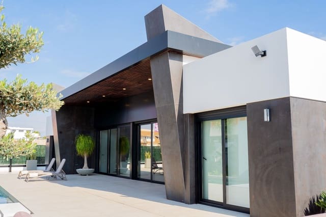 3 soveværelse Villa til salg i Ciudad Quesada, Rojales med swimmingpool garage - € 1.099.000 (Ref: 9993787)