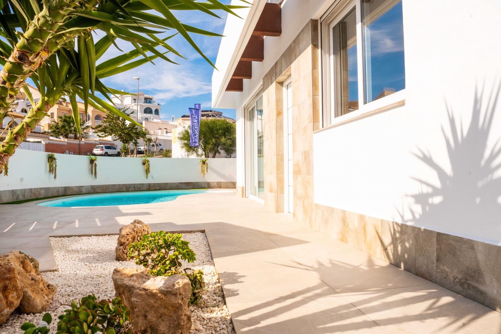 3 soveværelse Villa til salg i Ciudad Quesada med swimmingpool garage - € 449.500 (Ref: 9993792)