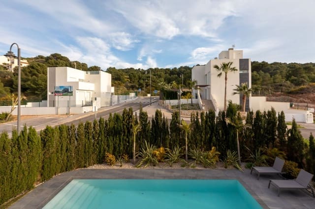 2 soverom Villa til salgs i La Manga Club, Cartagena med svømmebasseng garasje - € 700 000 (Ref: 9993794)