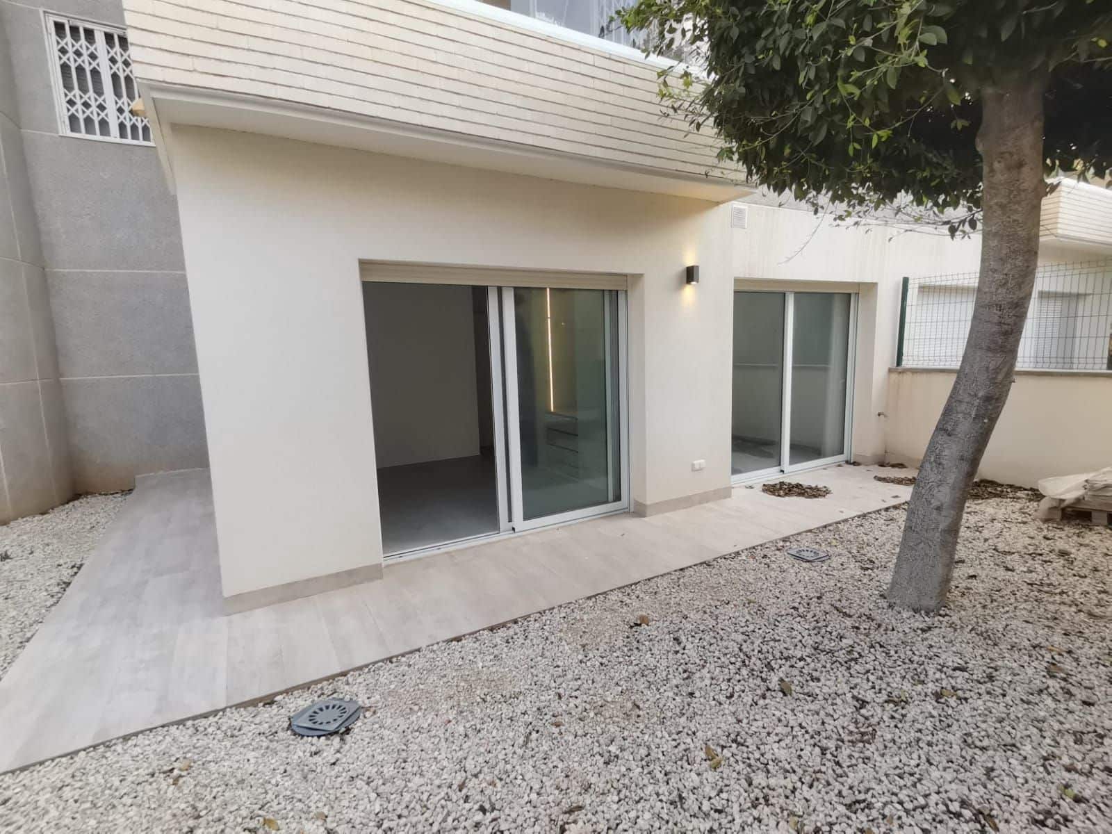 3 slaapkamer Appartement te koop in Torrevieja met zwembad garage - € 370.000 (Ref: 9996584)