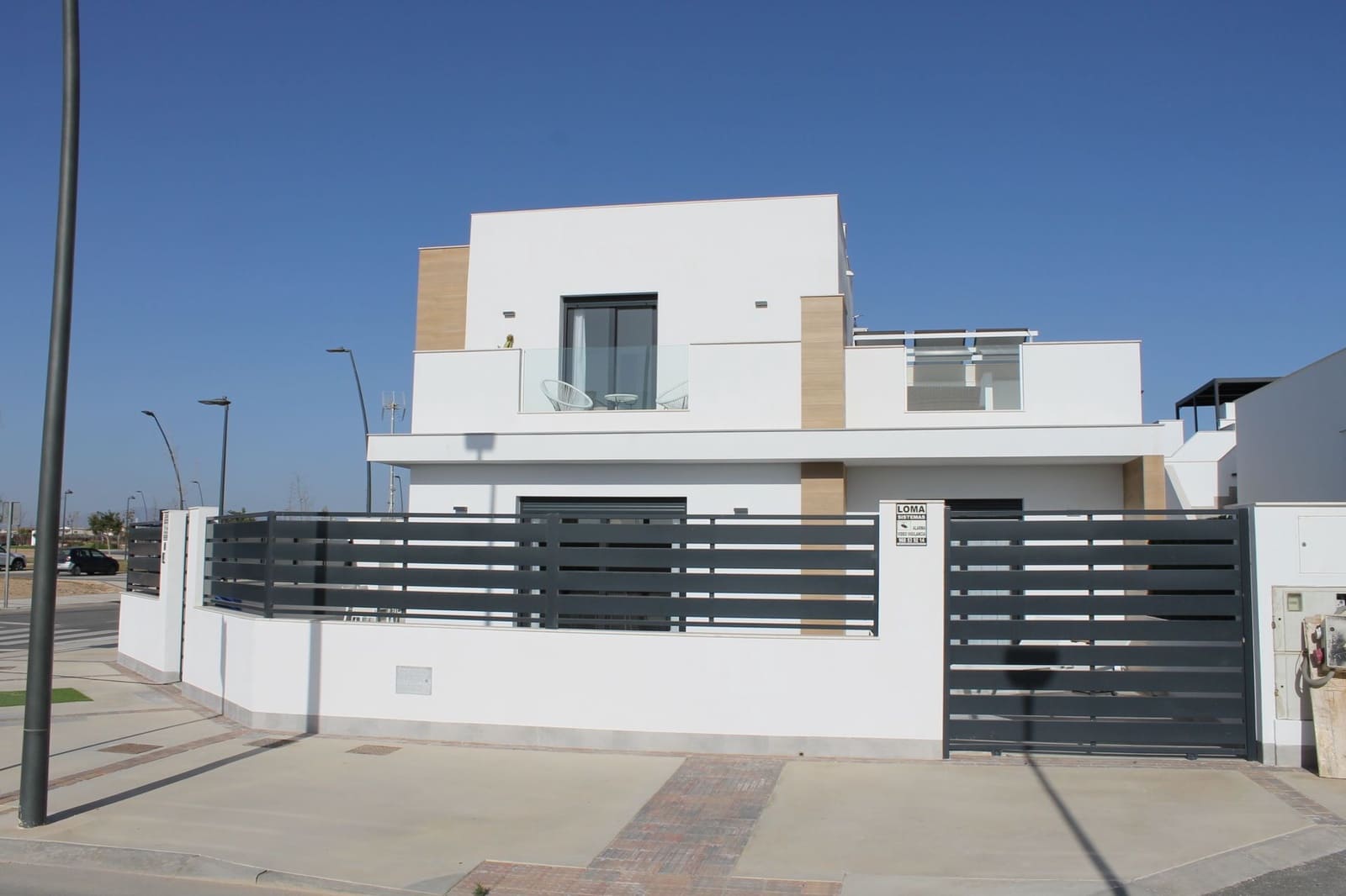 3 chambre Villa/Maison à vendre à Roldan avec piscine garage - 392 500 € (Ref: 9996587)