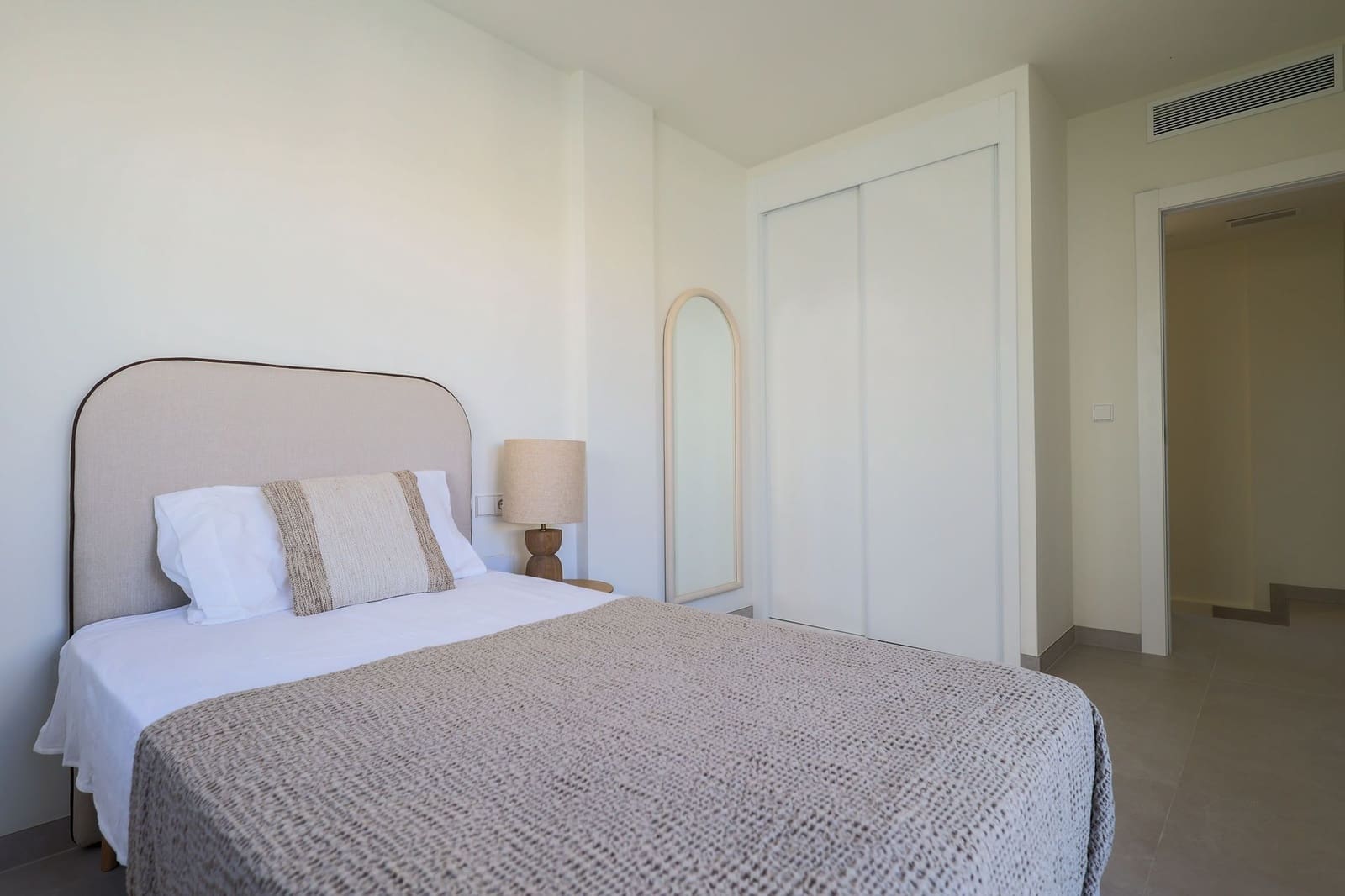 Chalet de 3 habitaciones en Orihuela Costa en venta con piscina garaje - 590.000 € (Ref: 9996592)