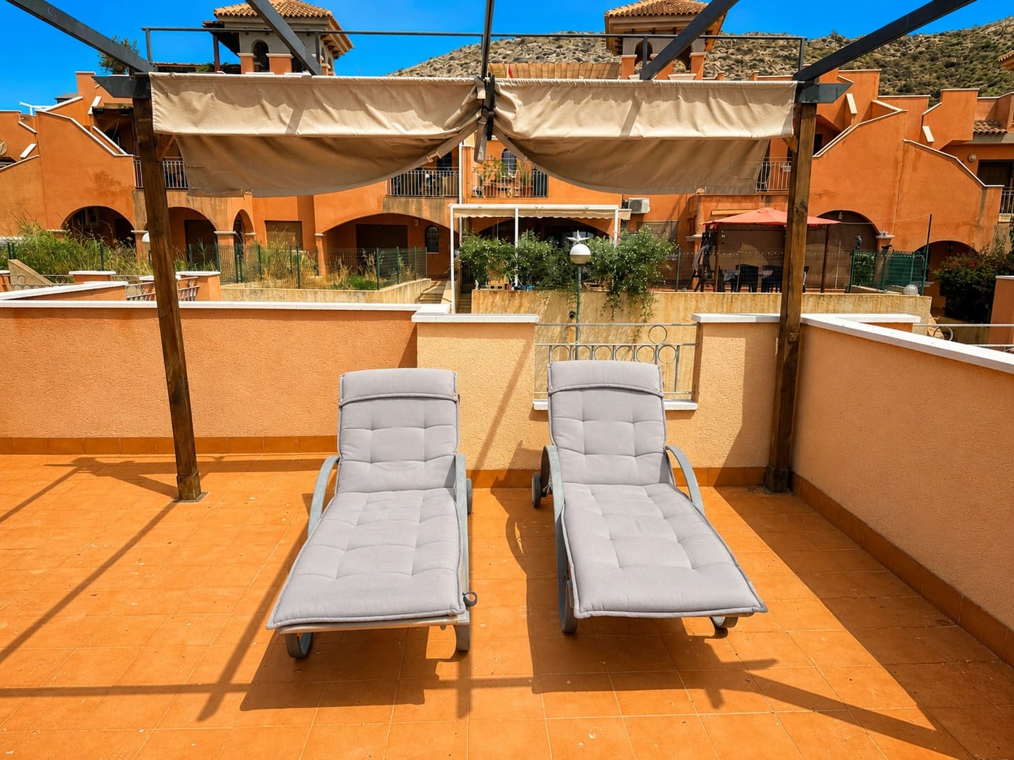 2 quarto Apartamento para venda em Isla Plana com piscina garagem - 274 000 € (Ref: 9998029)
