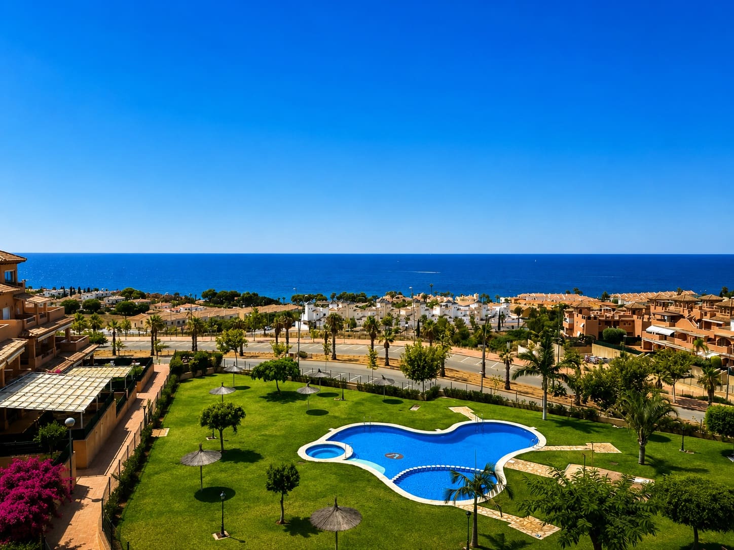 2 quarto Apartamento para venda em Isla Plana com piscina garagem - 274 000 € (Ref: 9998029)