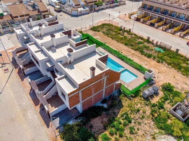 2 soveværelse Bungalow til salg i Lo Pagan, San Pedro del Pinatar med swimmingpool garage - € 265.000 (Ref: 9998032)
