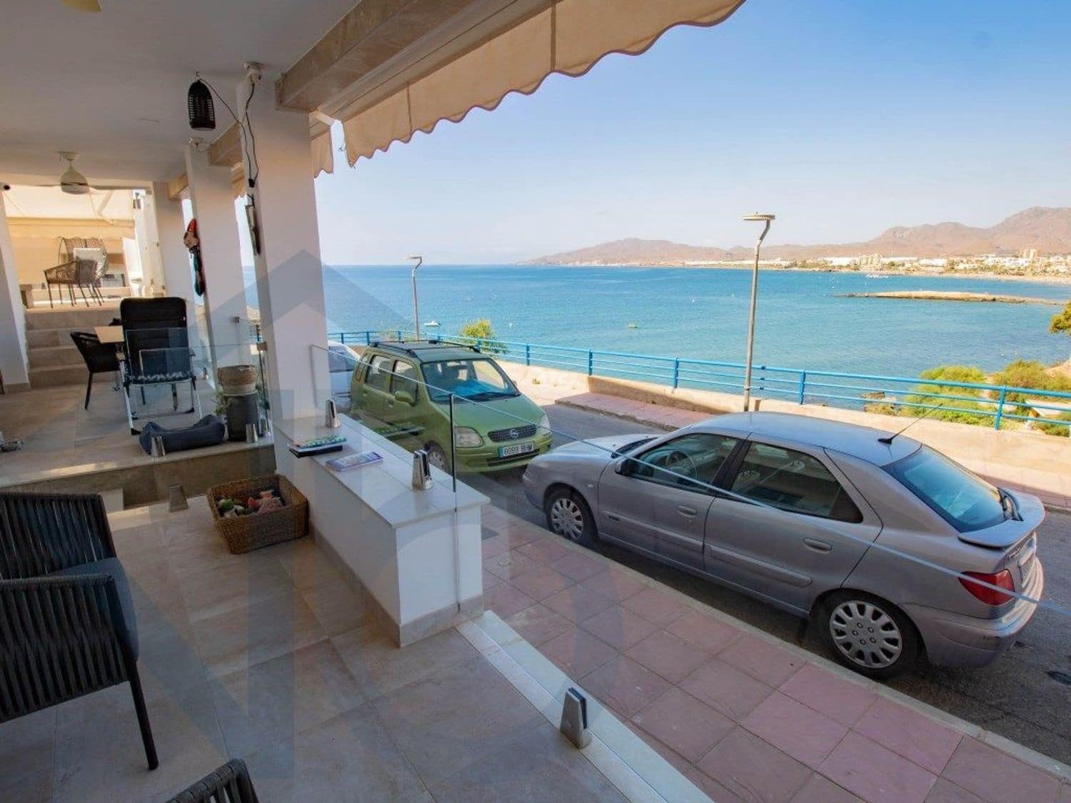 Piso de 3 habitaciones en San Juan de los Terreros en venta con garaje - 570.000 € (Ref: 10012580)