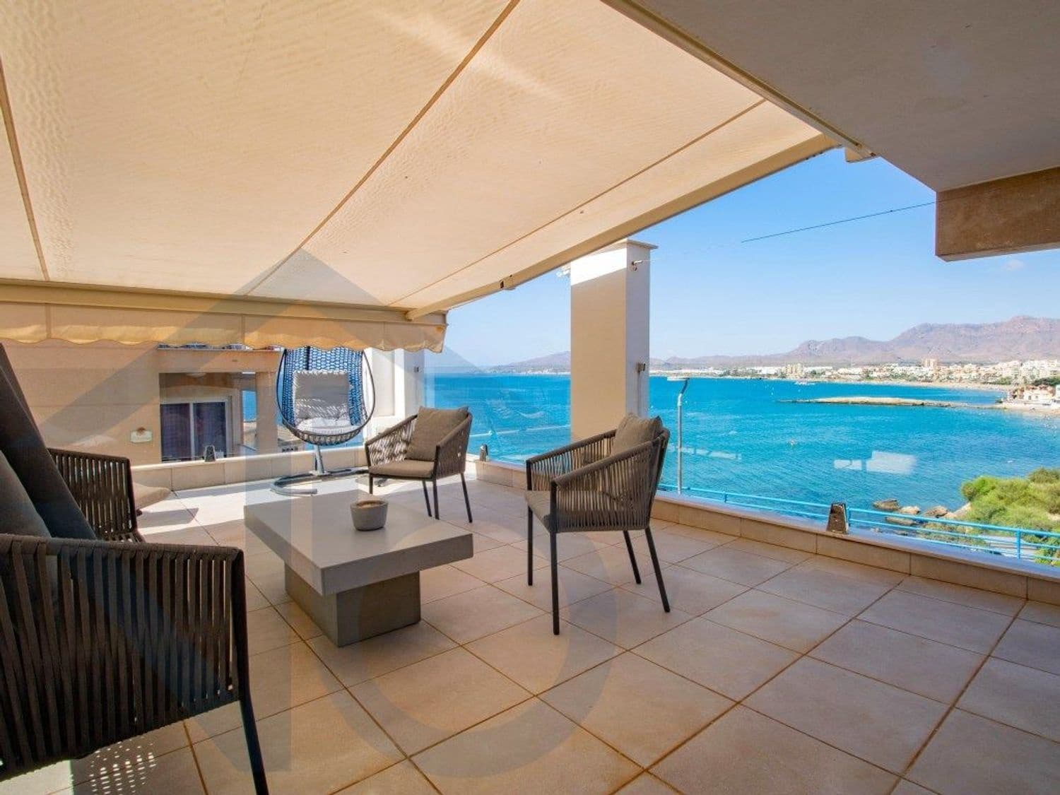 Piso de 3 habitaciones en San Juan de los Terreros en venta con garaje - 570.000 € (Ref: 10012580)