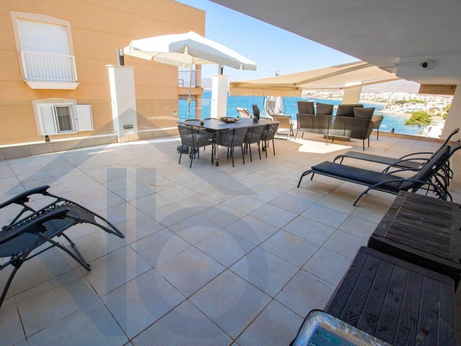Piso de 3 habitaciones en San Juan de los Terreros en venta con garaje - 570.000 € (Ref: 10012580)