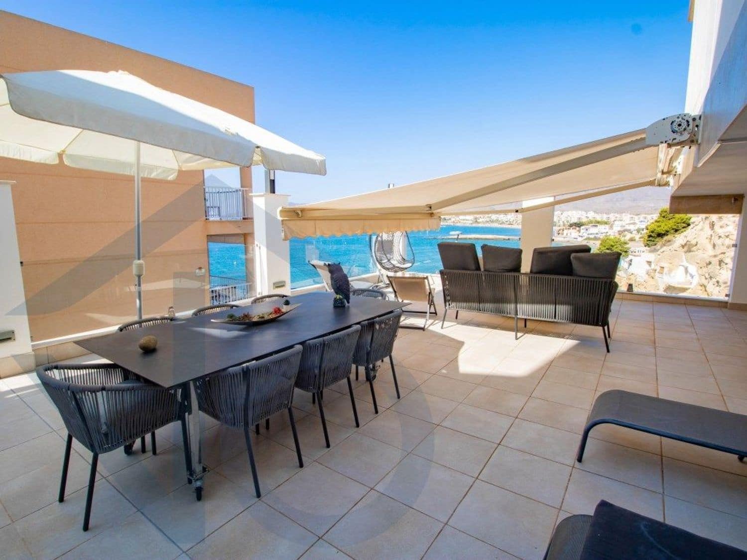 Piso de 3 habitaciones en San Juan de los Terreros en venta con garaje - 570.000 € (Ref: 10012580)