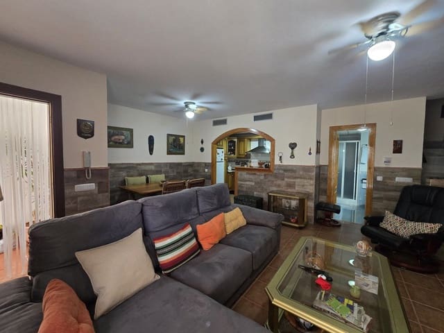 3 quarto Casa em Banda para venda em Las Marinas - Pueblo Laguna, Vera com piscina - 249 000 € (Ref: 10035831)
