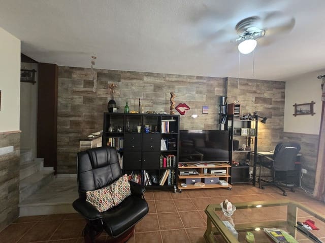 3 quarto Casa em Banda para venda em Las Marinas - Pueblo Laguna, Vera com piscina - 249 000 € (Ref: 10035831)