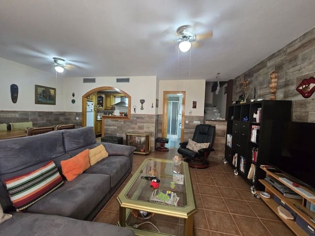 3 quarto Casa em Banda para venda em Las Marinas - Pueblo Laguna, Vera com piscina - 249 000 € (Ref: 10035831)