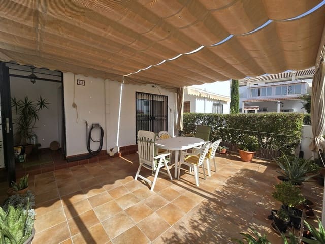 3 quarto Casa em Banda para venda em Las Marinas - Pueblo Laguna, Vera com piscina - 249 000 € (Ref: 10035831)