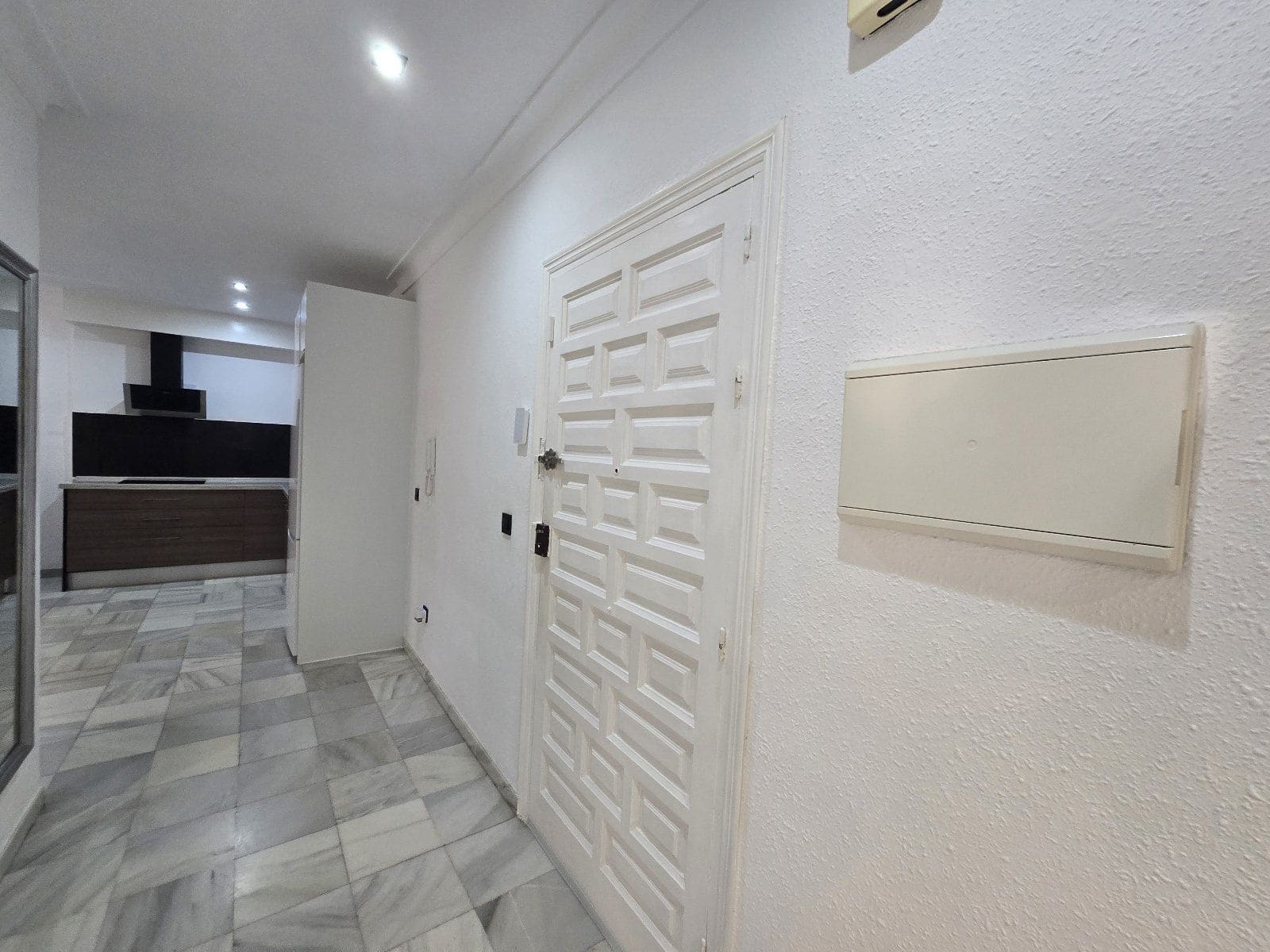 2 sypialnia Mieszkanie na sprzedaż w Garrucha z garażem - 179 000 € (Ref: 10041904)