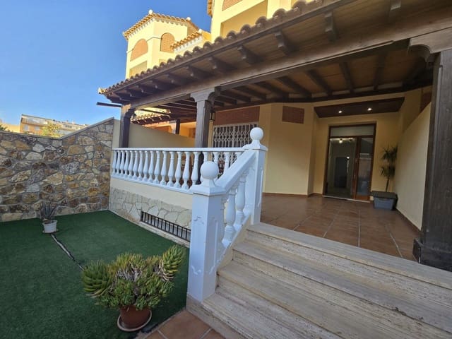 5 chambre Maison de Ville à vendre à Huércal-Overa avec garage - 299 900 € (Ref: 10042304)