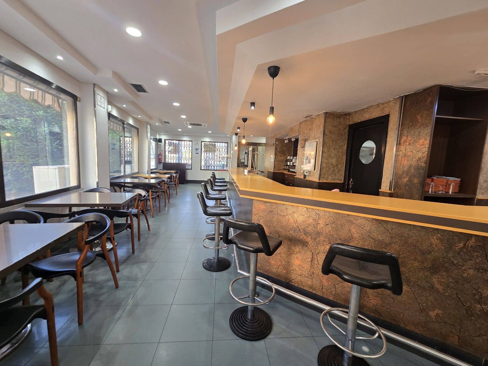 Commercial for sale in Huercal-Overa - € 245,000 (Ref: 10044237)