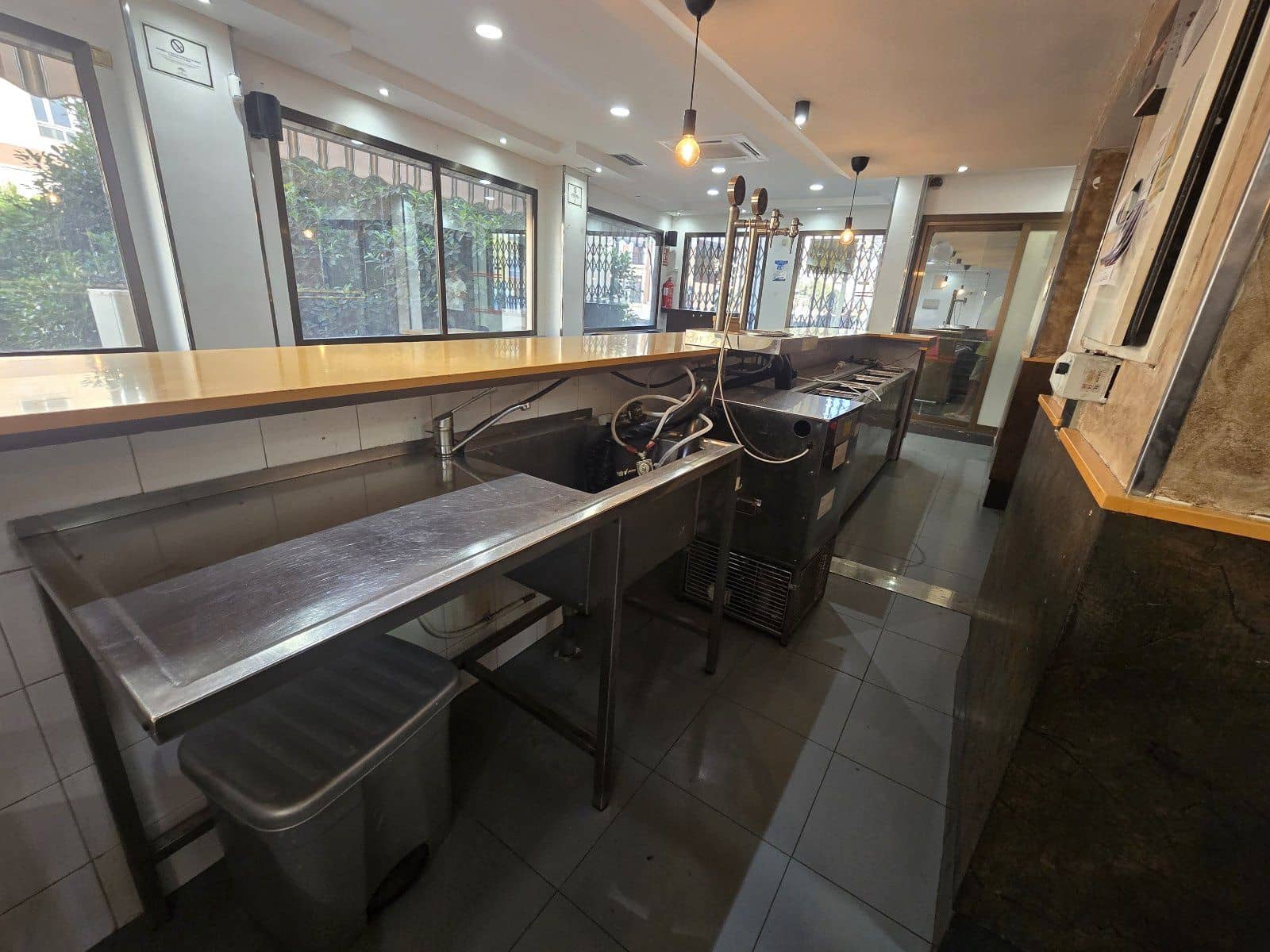 Commercial for sale in Huercal-Overa - € 245,000 (Ref: 10044237)