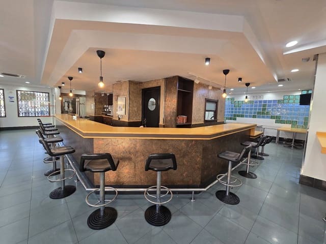 Gewerbe zu verkaufen in Huércal-Overa - 245.000 € (Ref: 10044237)
