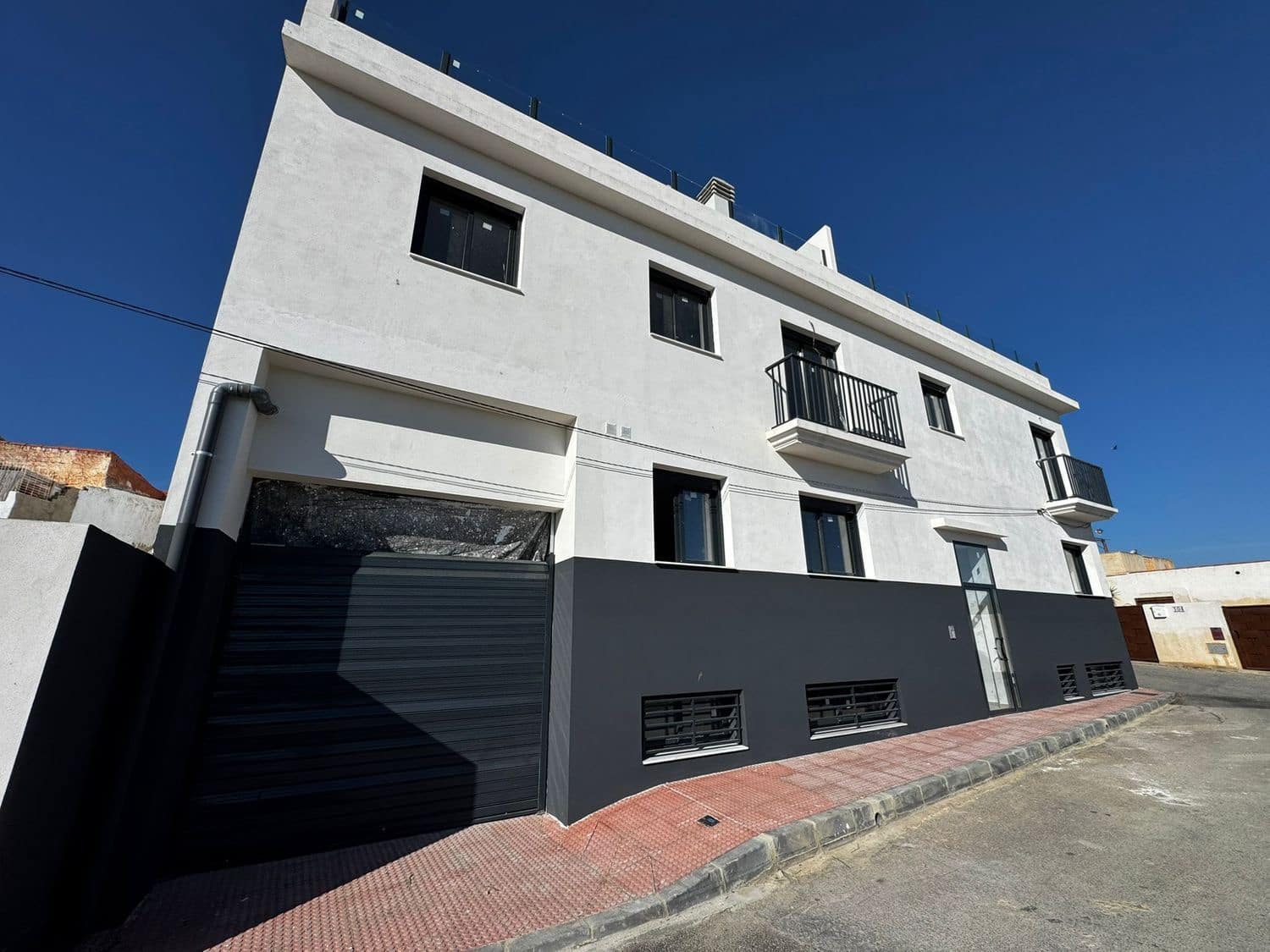 2 Zimmer Wohnung zu verkaufen in Los Gallardos mit Garage - 126.000 € (Ref: 10057808)