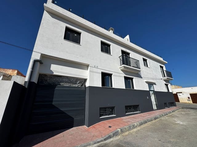 2 Zimmer Wohnung zu verkaufen in Los Gallardos mit Garage - 126.000 € (Ref: 10057808)