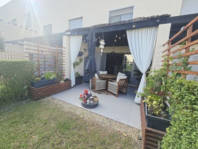 Casa de 2 habitaciones en Valle del Este, Vera en venta con piscina garaje - 275.000 € (Ref: 10071010)