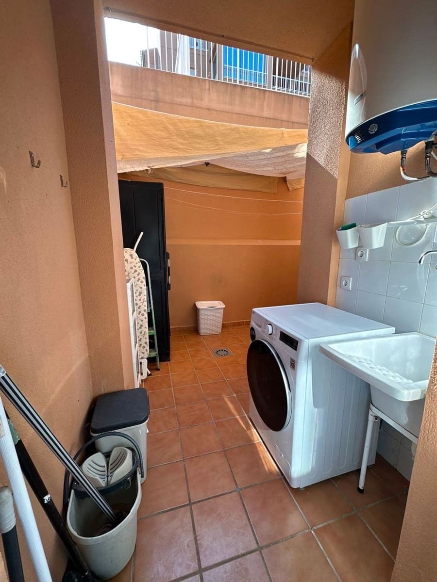 2 slaapkamer Flat te koop in Mojacar met zwembad garage - € 180.000 (Ref: 10085363)