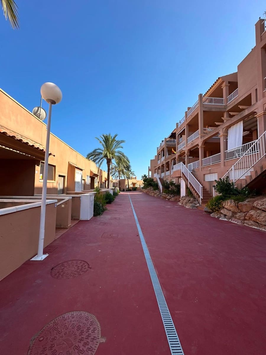 2 slaapkamer Flat te koop in Mojacar met zwembad garage - € 180.000 (Ref: 10085363)