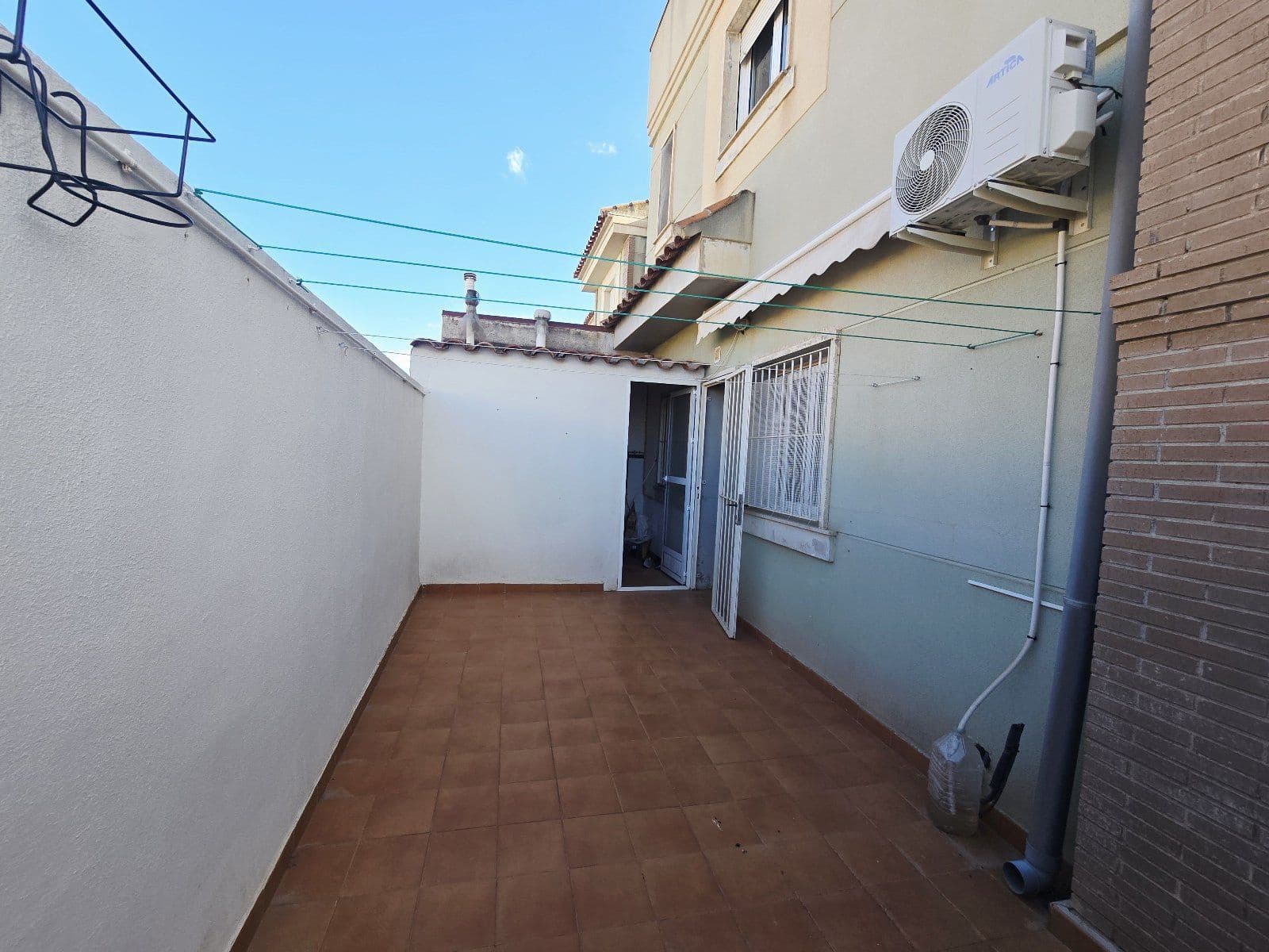 3 bedroom Villa for sale in Huercal-Overa with garage - € 285,000 (Ref: 10099512)