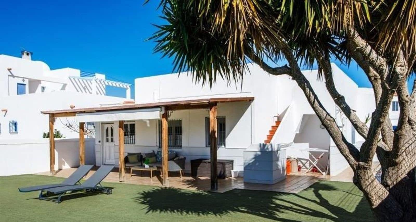 3 bedroom Villa for sale in Mojacar with pool garage - € 478,000 (Ref: 10104332)