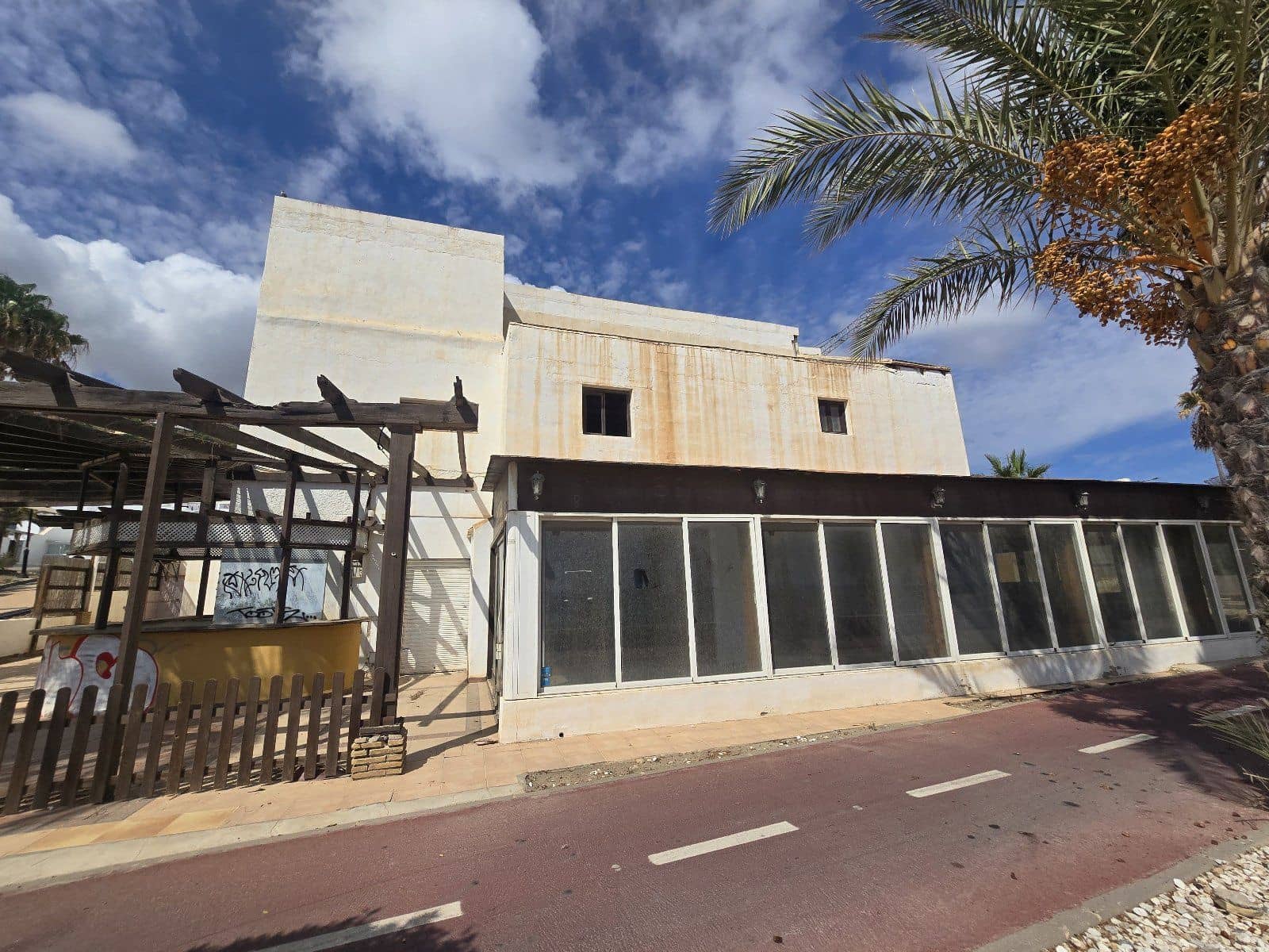 Commercial for sale in Mojacar - € 1,999,000 (Ref: 10111892)