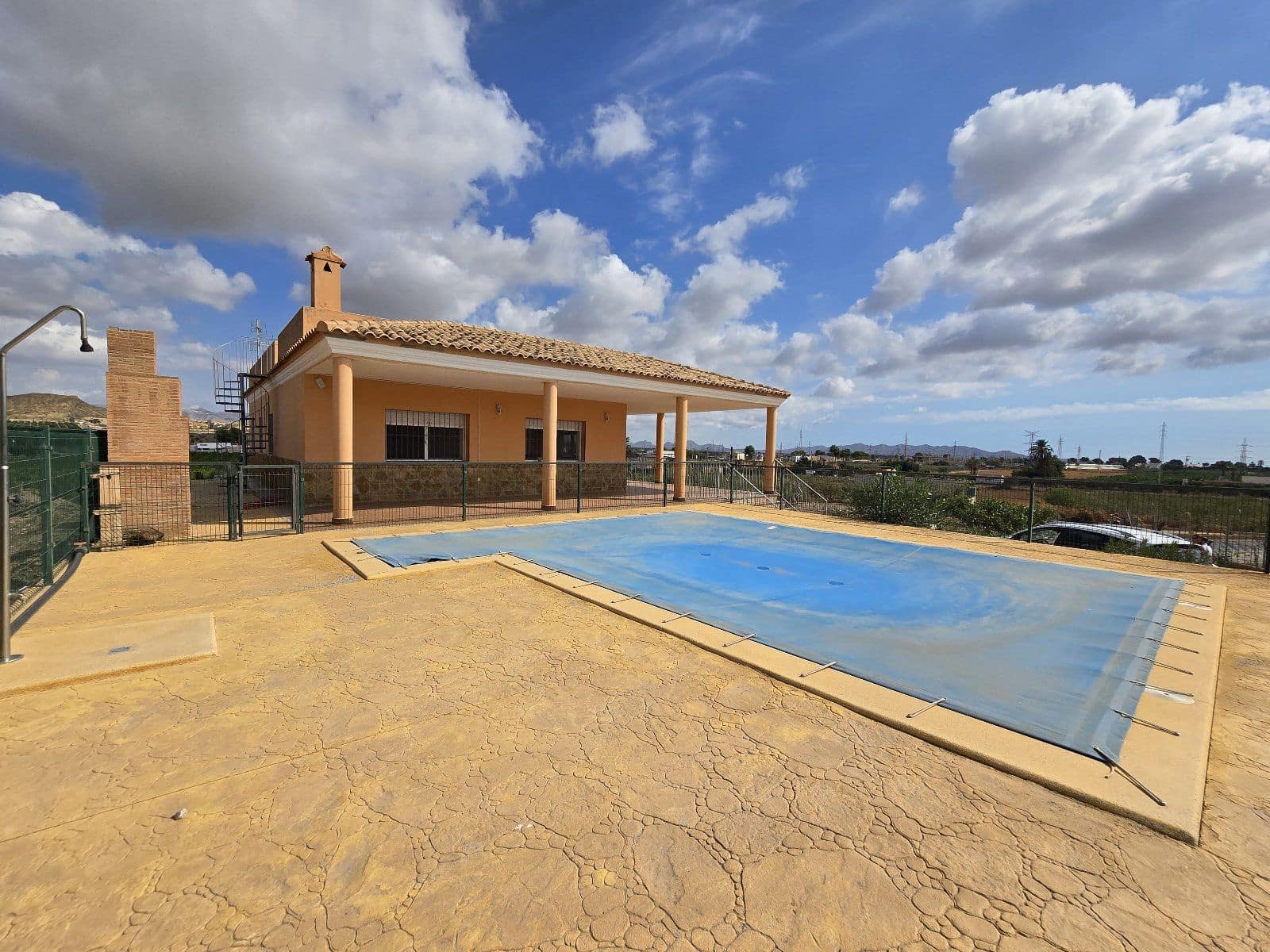 Chalet de 3 habitaciones en Antas en venta con piscina garaje - 699.900 € (Ref: 10170283)